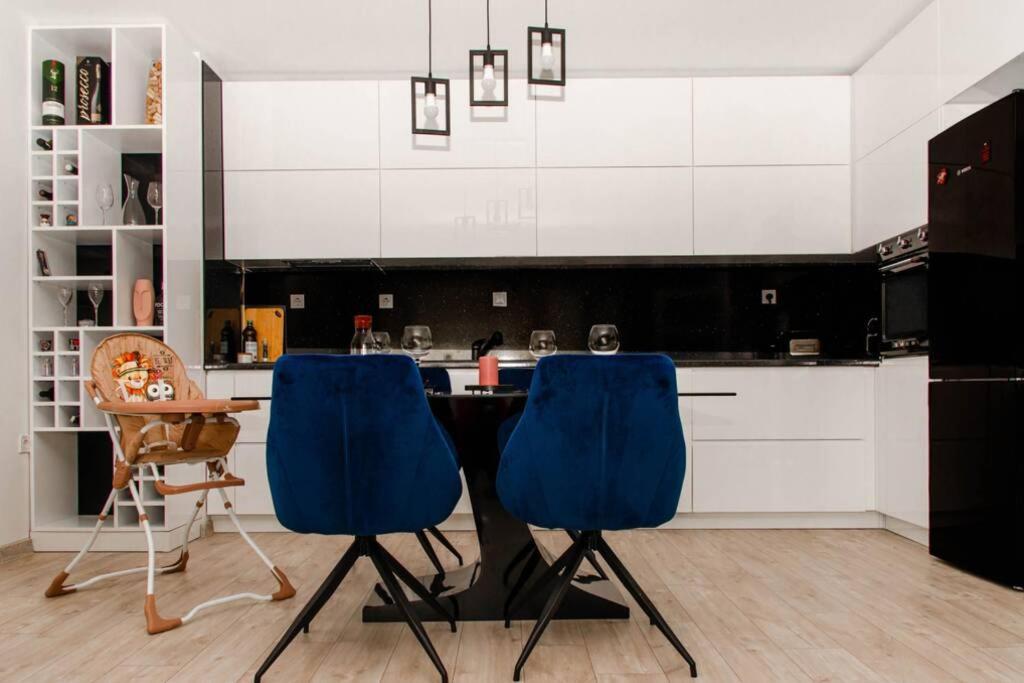 Super Luxurious & Spacious Designer Apartment. Stara Zagora Buitenkant foto